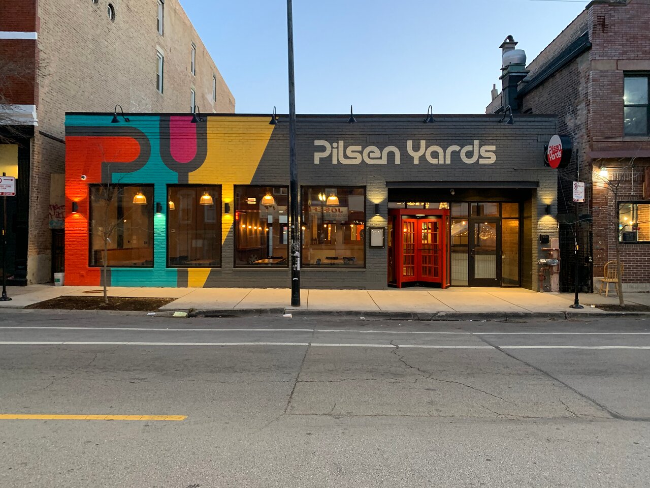 Pilsen Yards 18th St. Chciago